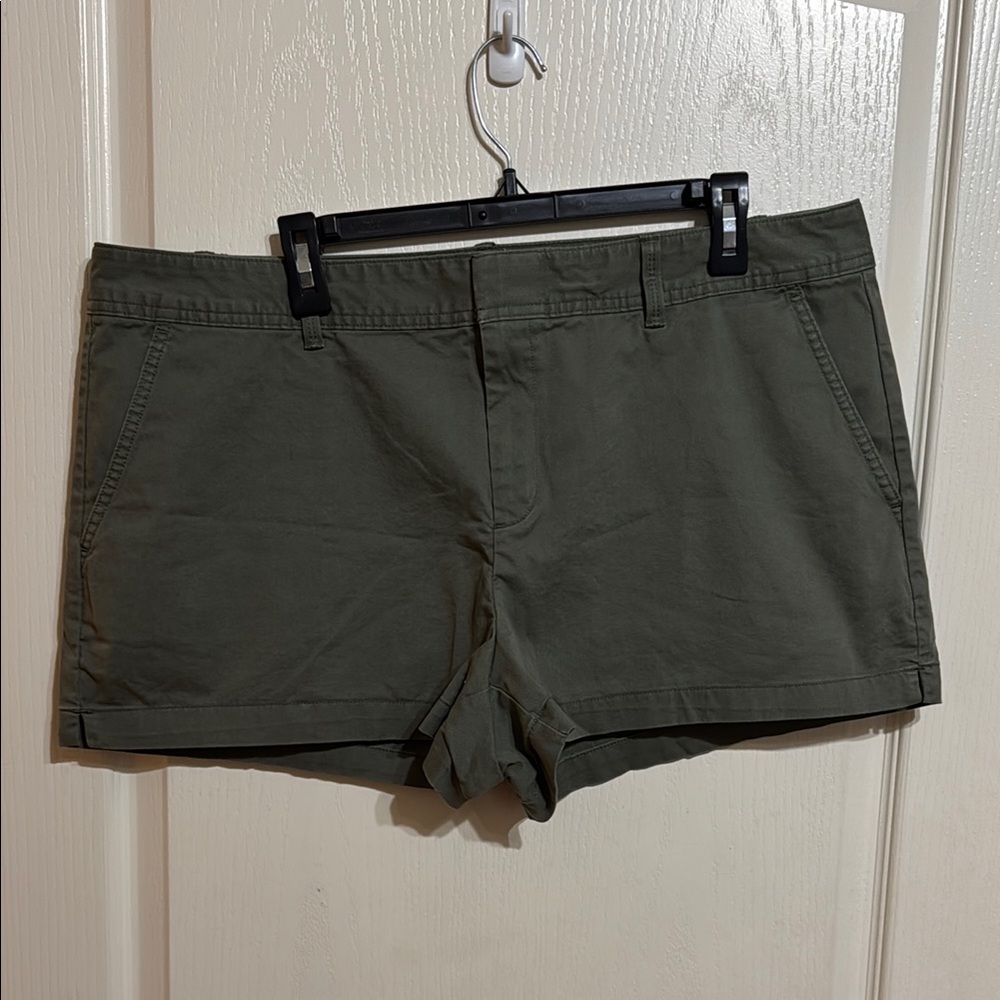 GAP Shorts